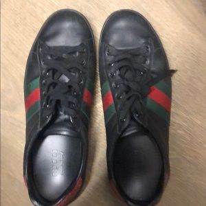 Used gucci shoes